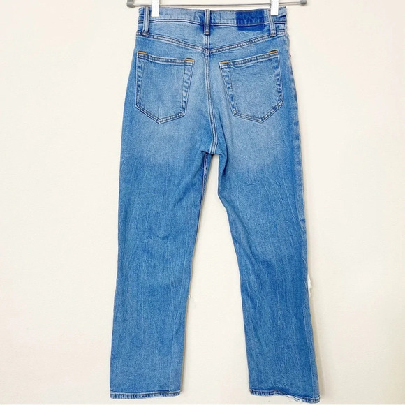 Abercrombie & Fitch The Ankle Straight Ultra
High Rise Jeans 27 / 4R Distressed - Picture 6 of 12